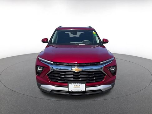 Used 2025 Chevrolet TrailBlazer LT FWD image 4