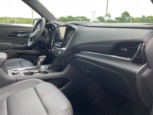 Used 2023 Chevrolet Traverse RS AWD/4WD image 30