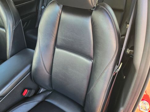 Used 2025 MAZDA MAZDA3 s FWD image 20