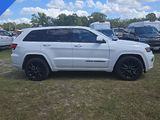Used 2018 Jeep Grand Cherokee Altitude image 4