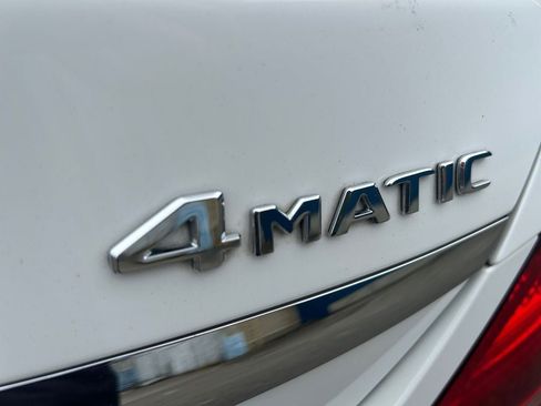 Used 2019 Mercedes-Benz C 300 4MATIC Sedan image 34