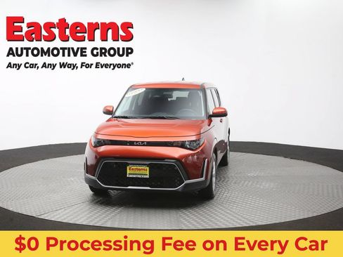 Used 2024 Kia Soul LX w/ Option Group 015 FWD image 53
