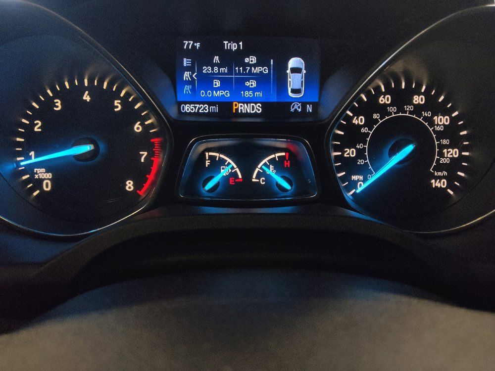 Used 2019 Ford Escape SE FWD image 23