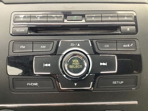 Used 2014 Honda Civic LX image 16