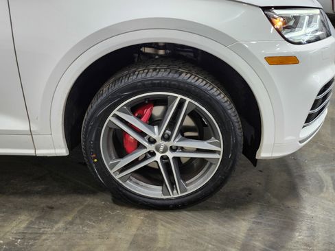 Used 2019 Audi SQ5 Premium Plus image 12