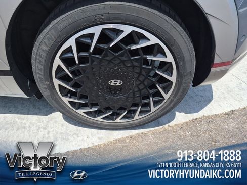 Used 2023 Hyundai Ioniq 5 Limited w/ Cargo Package AWD/4WD image 17