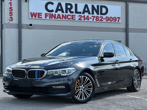Used 2018 BMW 530e w/ Premium Package 2 image 1