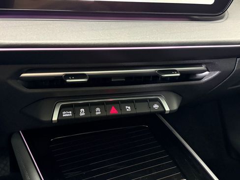 New 2026 Audi Q3 quattro 2.0T image 28