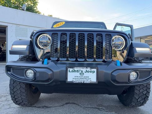 Used 2023 Jeep Wrangler Unlimited w/ Cold Weather Group AWD/4WD image 25