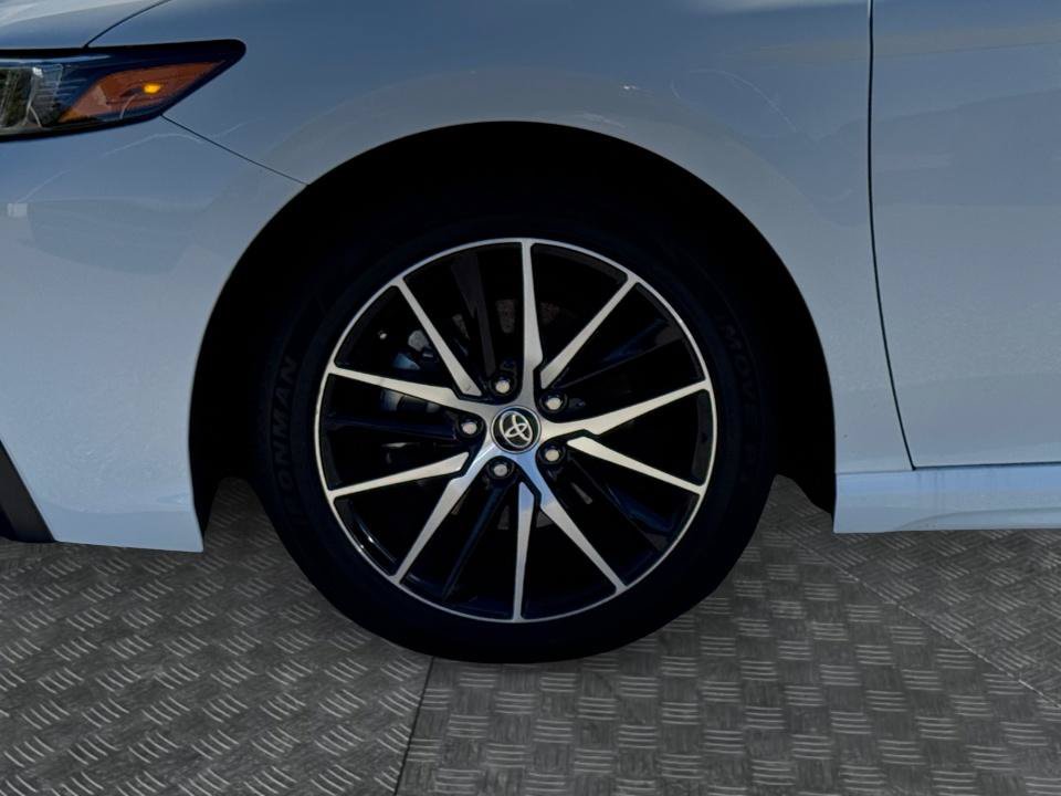 Used 2023 Toyota Camry SE FWD image 31