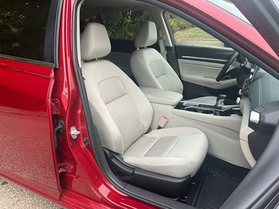 Certified 2022 Nissan Altima 2.5 SV w/ SV Premium Package