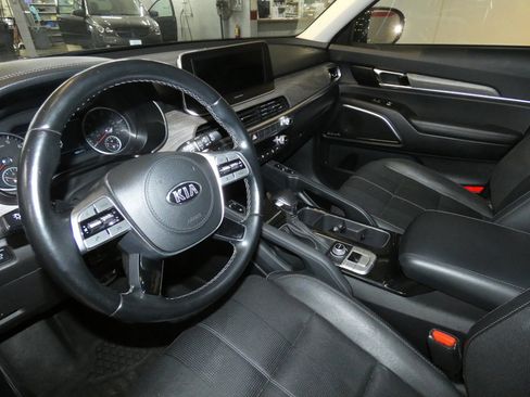 Used 2021 Kia Telluride SX image 9