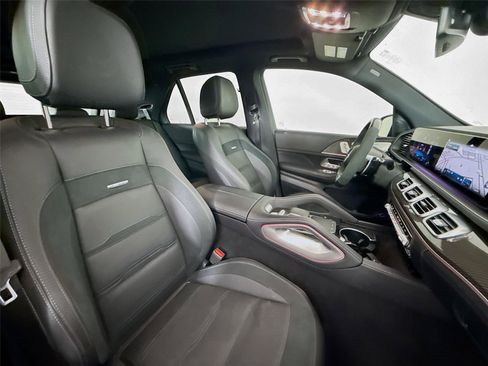 Used 2025 Mercedes-Benz GLE 53 AMG AMG GLE 53 image 18