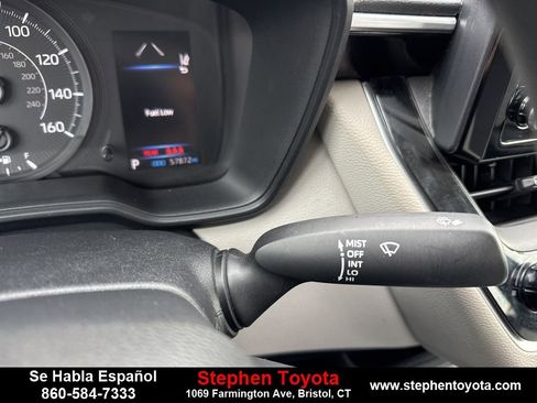 Used 2020 Toyota Corolla L image 17