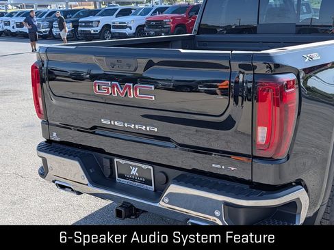 New 2026 GMC Sierra 1500 SLT AWD/4WD image 8