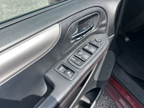 Used 2019 Dodge Grand Caravan GT w/ Safety Sphere Group FWD image 21