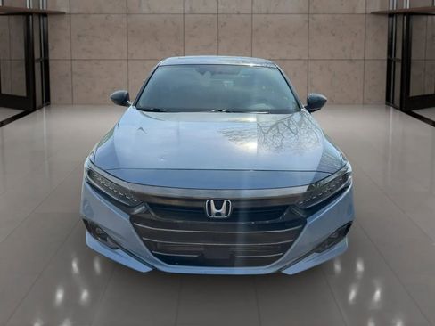 Used 2022 Honda Accord Sport image 11