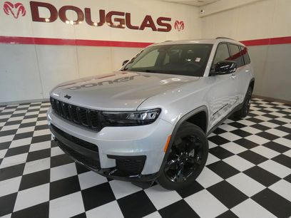 Used 2023 Jeep Grand Cherokee L Laredo