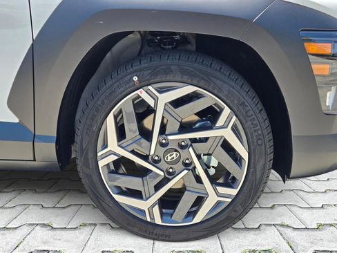 New 2026 Hyundai Kona SEL Premium FWD image 3