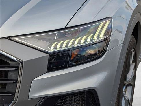 Used 2023 Audi Q8 Premium Plus image 9