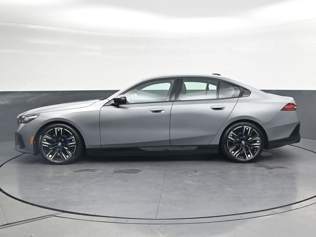 Used 2025 BMW i5 M60 w/ Executive Package AWD/4WD image 7