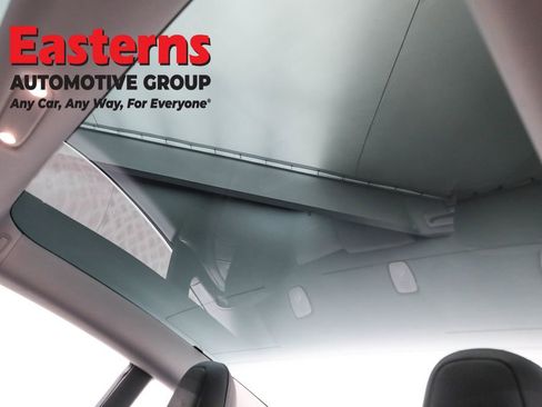 Used 2018 Tesla Model 3 Long Range image 31