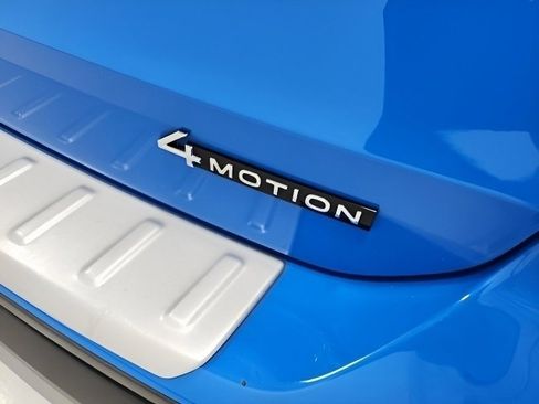 Used 2022 Volkswagen Taos SEL w/ Panoramic Sunroof Package image 14