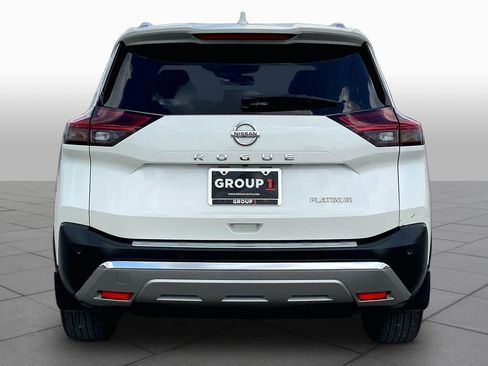 Used 2021 Nissan Rogue Platinum FWD image 5