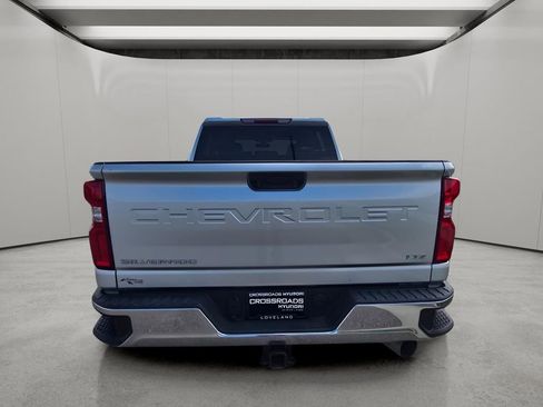 Used 2023 Chevrolet Silverado 2500 LTZ AWD/4WD image 4