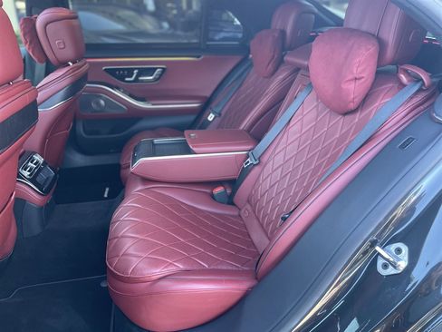 Used 2021 Mercedes-Benz S 580 4MATIC Sedan image 19
