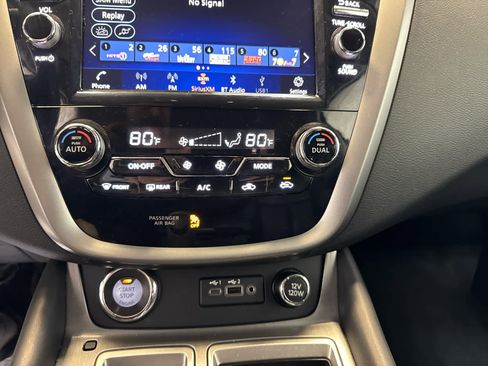 Certified 2024 Nissan Murano SV w/ SV Midnight Edition Package image 32