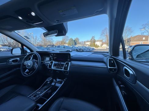 Used 2021 Kia Sorento SX image 30