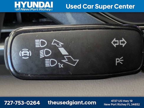 Used 2023 Volkswagen Taos SEL w/ Black Wheel Package image 37