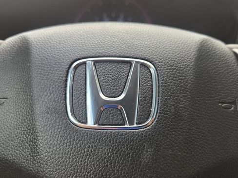 Used 2021 Honda HR-V EX-L image 28