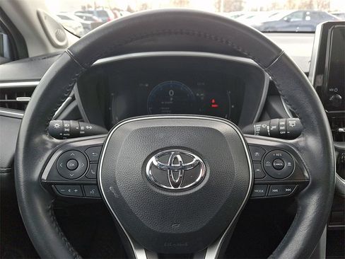 Certified 2023 Toyota Corolla Cross XLE w/ Convenience Package image 19