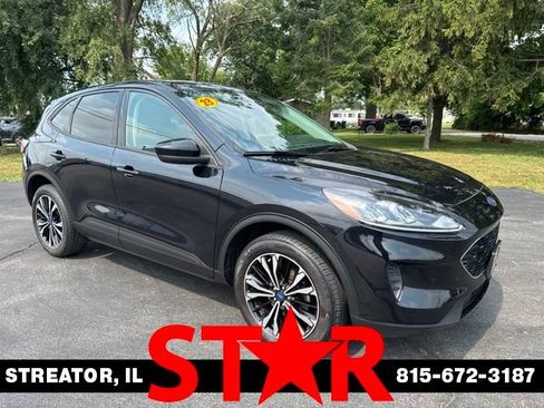 Certified 2022 Ford Escape SE w/ SE Sport Appearance Package AWD/4WD image 1