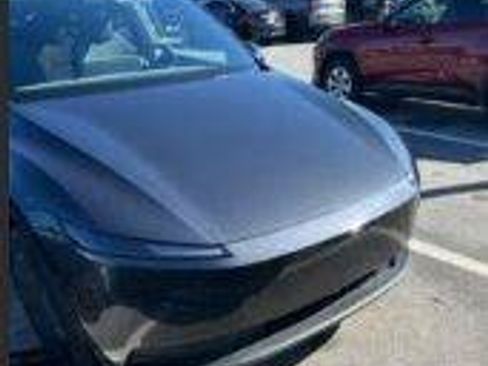 Used 2026 Tesla Model Y 2WD image 2