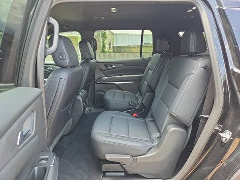 Certified 2026 Chevrolet Traverse LT FWD image 25