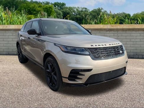 New 2026 Land Rover Range Rover Velar Dynamic SE image 3