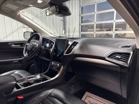 Used 2024 Ford Edge SEL image 25