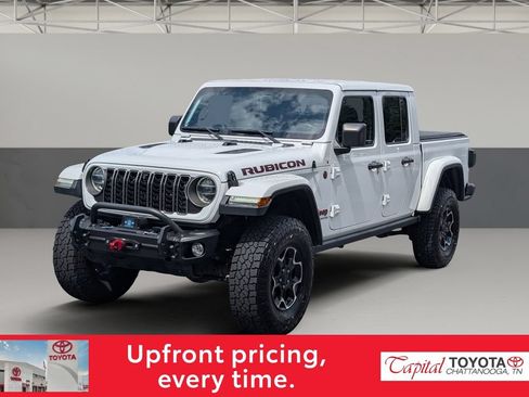 Used 2021 Jeep Gladiator Rubicon AWD/4WD image 4
