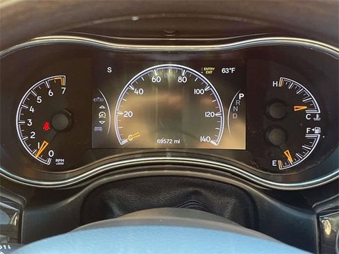 Used 2019 Jeep Grand Cherokee Overland image 20