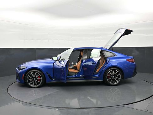New 2026 BMW i4 eDrive40 w/ M Sport Package RWD image 35