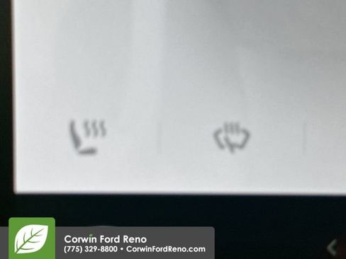 Used 2024 Tesla Model Y Long Range AWD/4WD image 18
