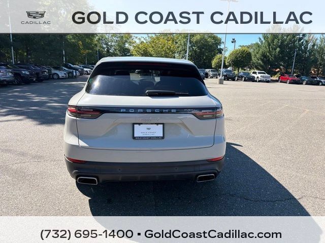 Used 2020 Porsche Cayenne AWD/4WD image 3