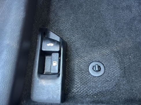 Used 2024 Toyota Corolla LE FWD image 28