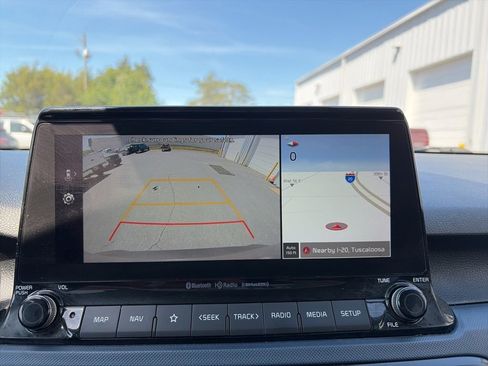 Used 2023 Kia Seltos S w/ Navigation Package image 18