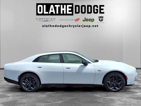 New 2026 Dodge Charger R/T image 29