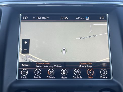 Used 2018 Jeep Grand Cherokee Overland image 27