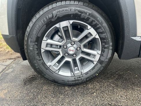 New 2026 GMC Terrain Elevation w/ Technology Package II AWD/4WD image 9